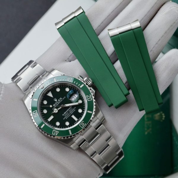 Rolex Submariner Stainless Steel "The Hulk" Green Dial Cerachrom Bezel, Ref#116610LV, 41mm - Image 2